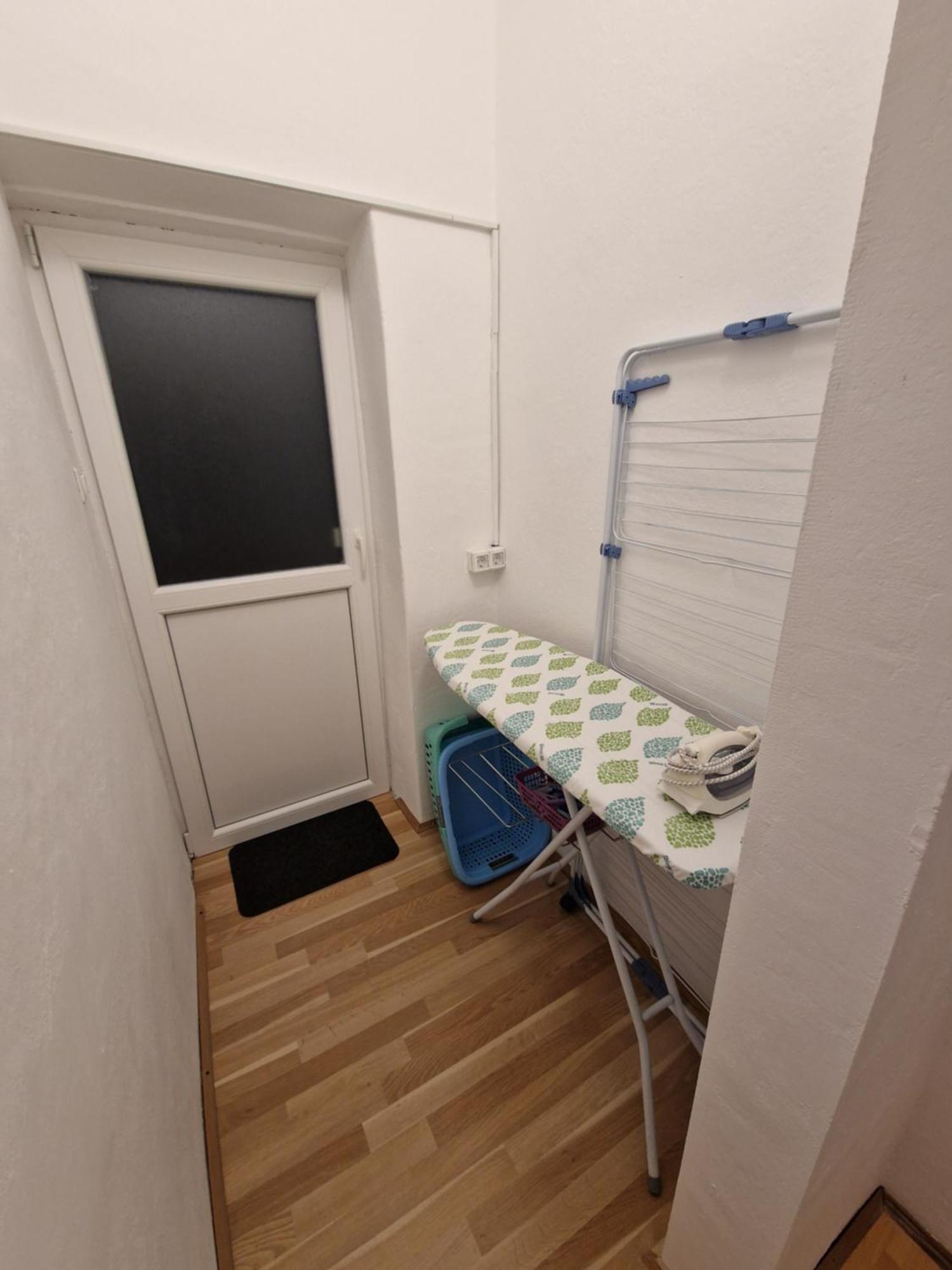 Saso Rooms & Apartments リュブリャナ エクステリア 写真